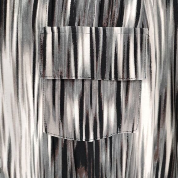 NWT Cocomo Plus Size 3X Grey Multi Color Stripe Print Pintuck 3/4 Sleeve Top - Picture 3 of 7